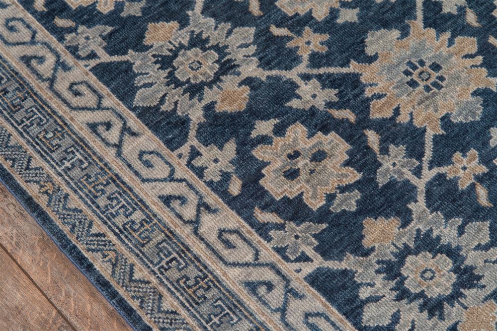 Traditional BANARBNR-1 Area Rug - Banaras Collection 